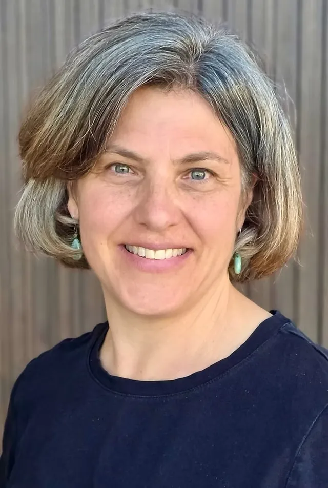Jessica Maloney, Physical Therapist, Certified Holistic Nutritionist, and FAMM Certified Practitioner